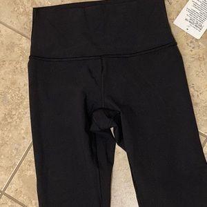 Lululemon Wunder under HR tight 25”, new with tags